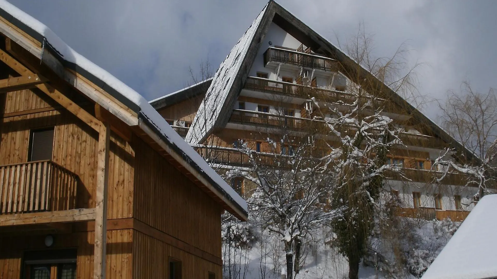 Apartment With Shuttle Bus To The Ski Lift 그레세앙베르코르