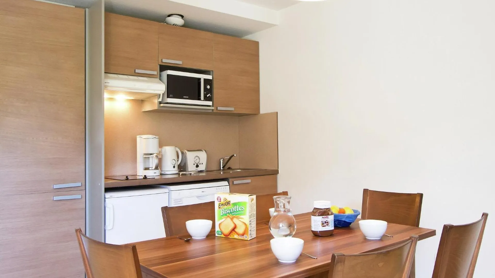 Apartment With Shuttle Bus To The Ski Lift 그레세앙베르코르